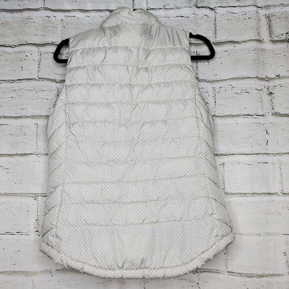 Gap Womens Medium White Gray Puffer Vest Polyester Zip Up Sleeveless Jacket - Picture 2 of 7